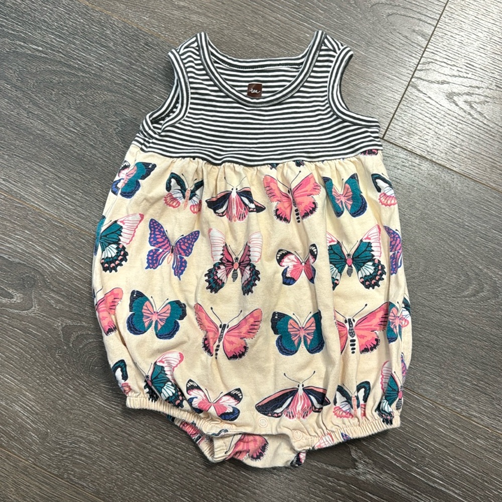 Tea collection outfit